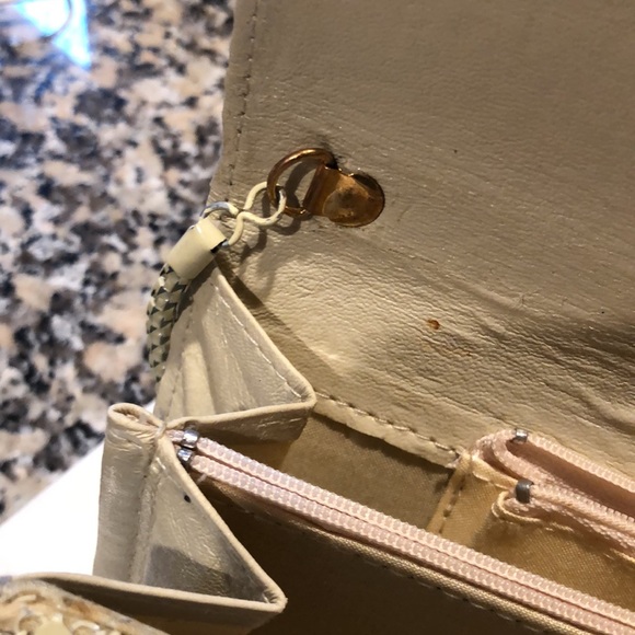 Vintage Satchel Purse with strap - Picture 5 of 13